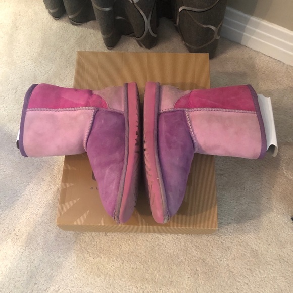 Rare UGG Classic Patchwork Girls Size 3 Boots - Picture 9 of 14